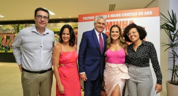 Na pré-estreia do filme “Minha irmã & Eu”, Caiado reforça compromisso com produções artísticas